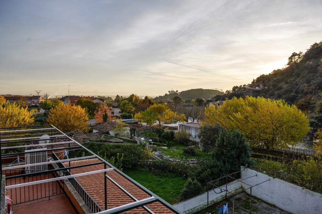 Hostal La Pastora Candeleda Eksteriør billede