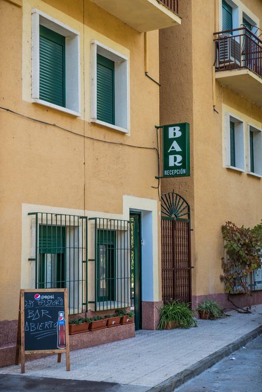 Hostal La Pastora Candeleda Eksteriør billede