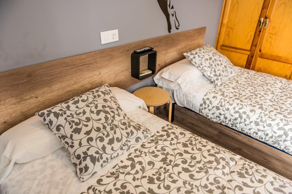 Hostal La Pastora Candeleda Eksteriør billede