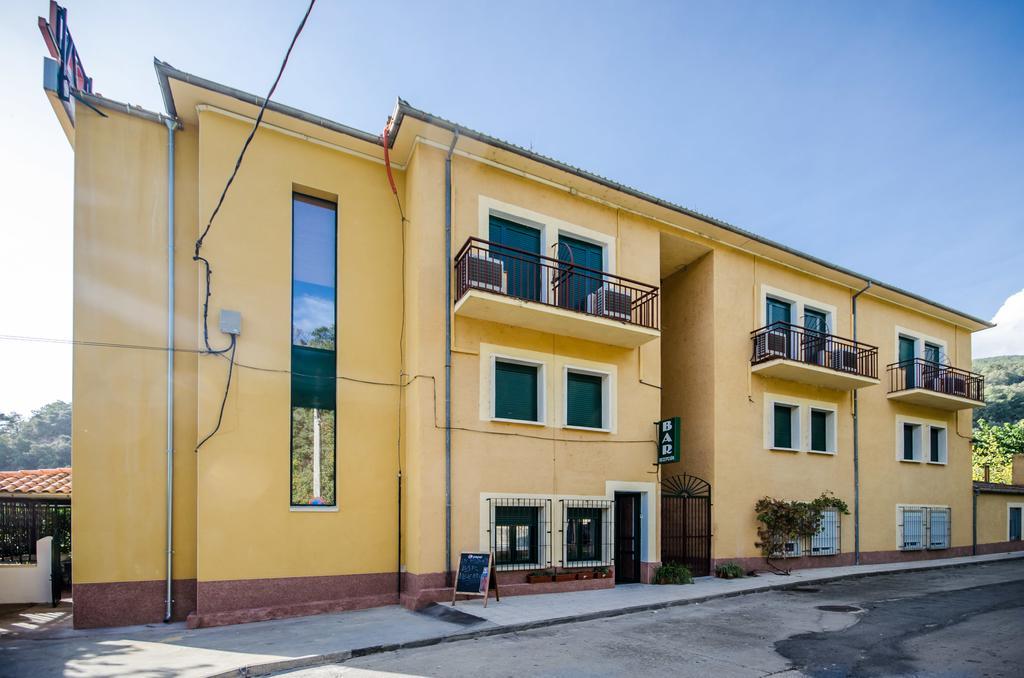 Hostal La Pastora Candeleda Eksteriør billede