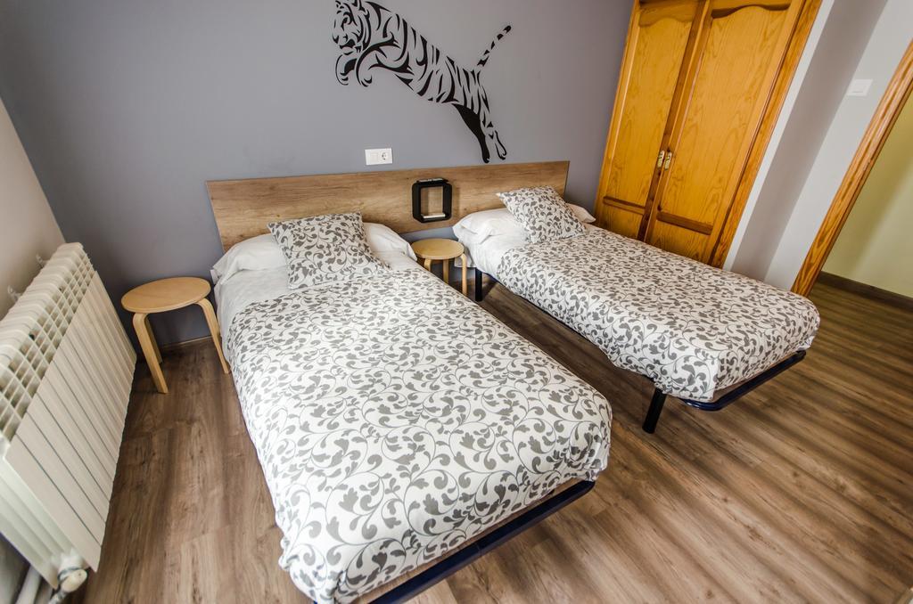 Hostal La Pastora Candeleda Eksteriør billede